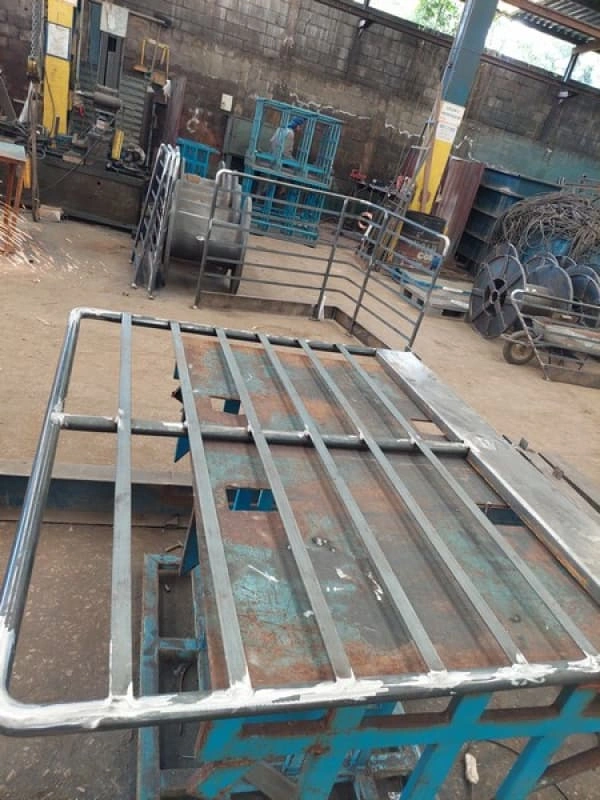 peças metálicas para engenheiros