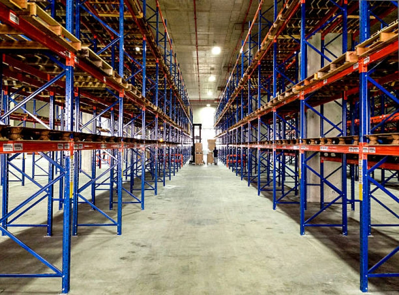 rack metalico empilhável